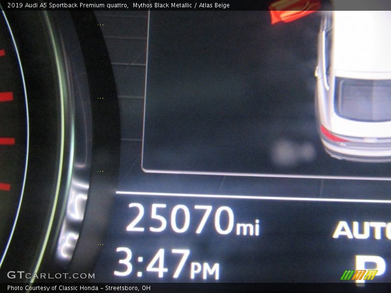 Mythos Black Metallic / Atlas Beige 2019 Audi A5 Sportback Premium quattro
