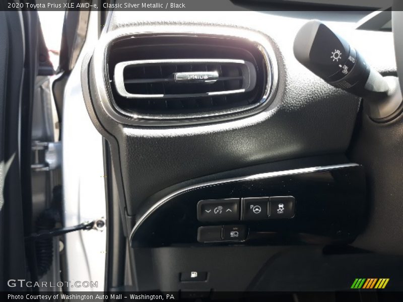 Classic Silver Metallic / Black 2020 Toyota Prius XLE AWD-e
