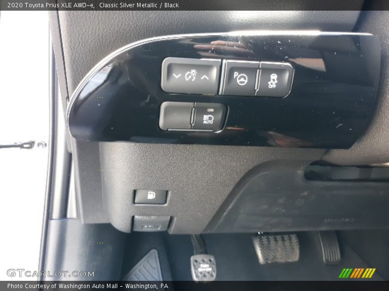Classic Silver Metallic / Black 2020 Toyota Prius XLE AWD-e