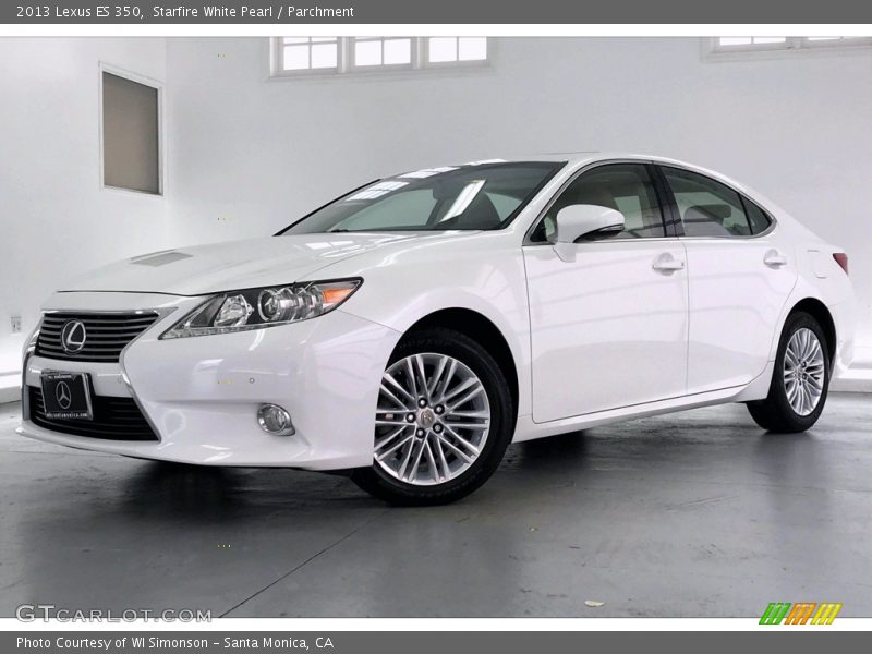 Front 3/4 View of 2013 ES 350