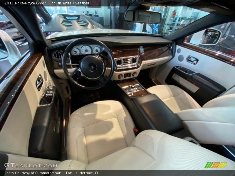English White / Seashell 2011 Rolls-Royce Ghost