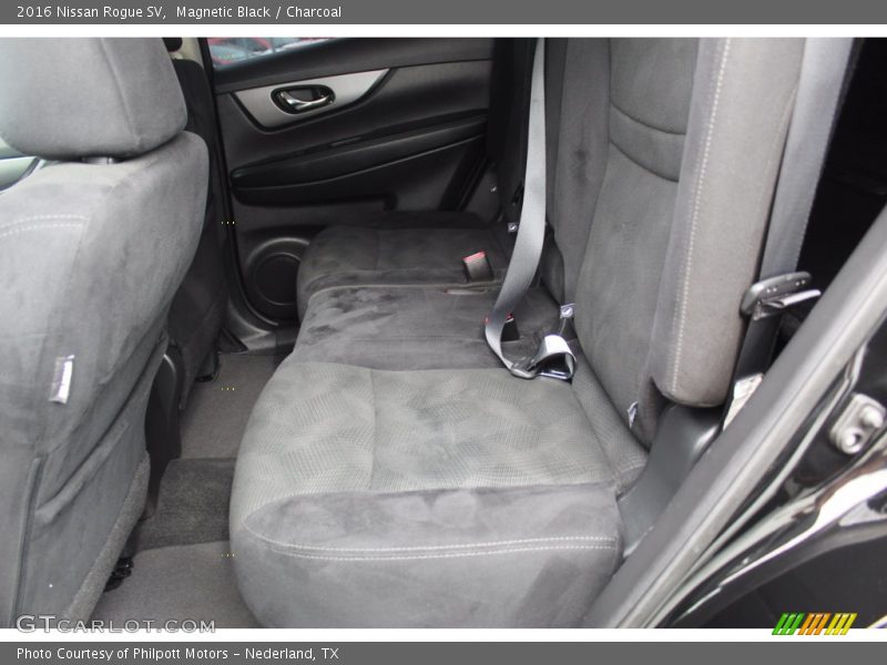 Magnetic Black / Charcoal 2016 Nissan Rogue SV