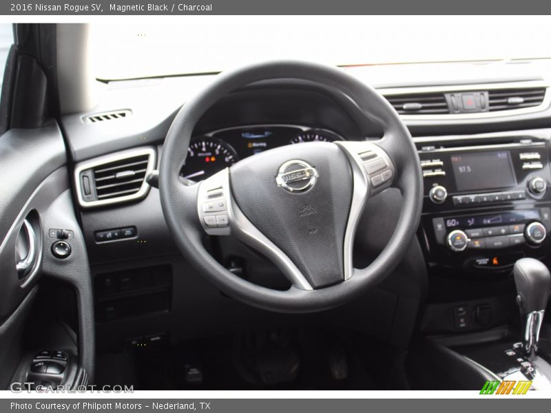 Magnetic Black / Charcoal 2016 Nissan Rogue SV