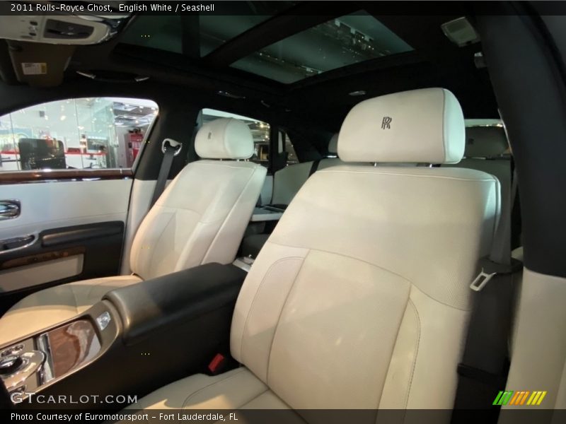 English White / Seashell 2011 Rolls-Royce Ghost