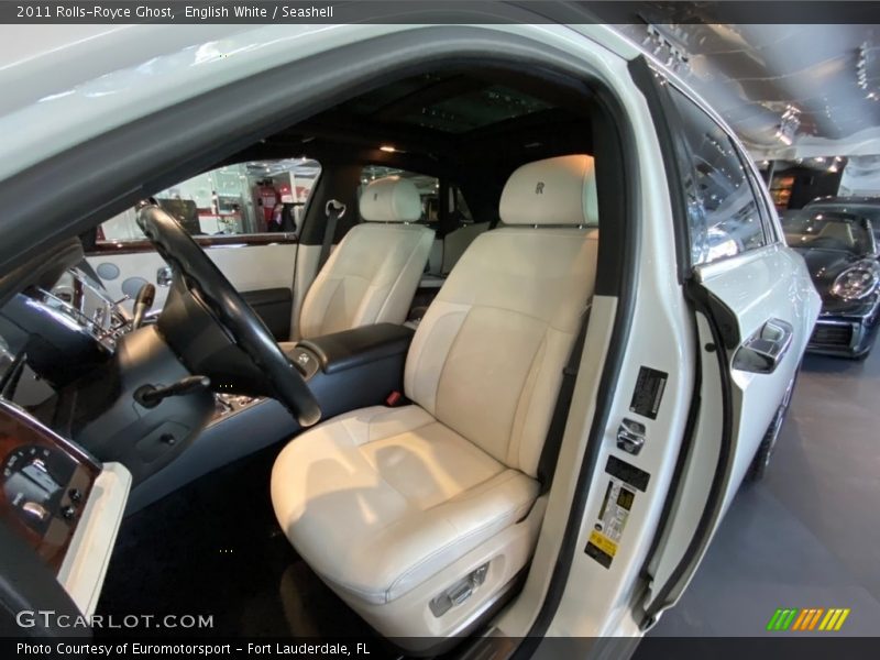 English White / Seashell 2011 Rolls-Royce Ghost
