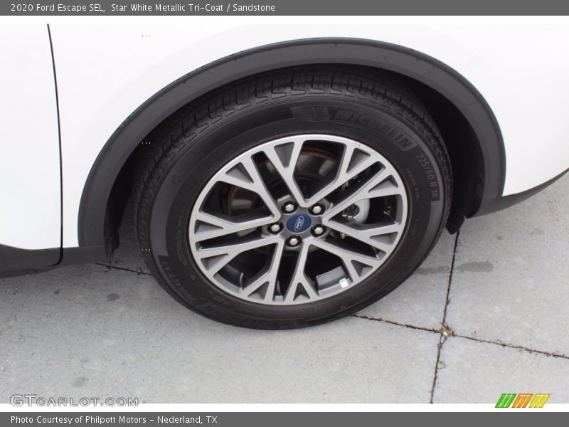 Star White Metallic Tri-Coat / Sandstone 2020 Ford Escape SEL