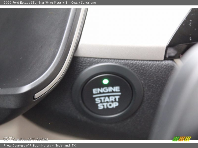 Star White Metallic Tri-Coat / Sandstone 2020 Ford Escape SEL