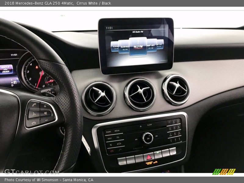 Cirrus White / Black 2018 Mercedes-Benz GLA 250 4Matic
