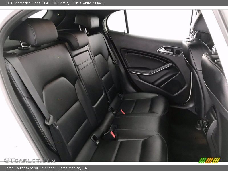 Cirrus White / Black 2018 Mercedes-Benz GLA 250 4Matic