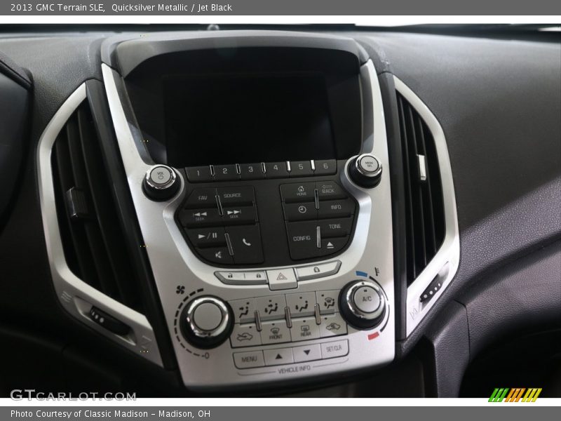 Quicksilver Metallic / Jet Black 2013 GMC Terrain SLE