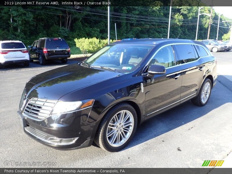 Infinite Black / Charcoal Black 2019 Lincoln MKT Reserve AWD
