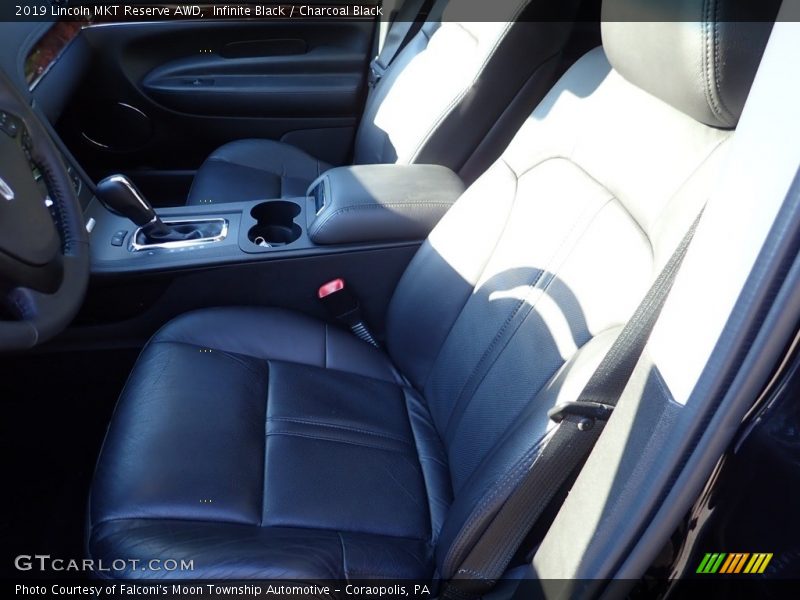 Infinite Black / Charcoal Black 2019 Lincoln MKT Reserve AWD