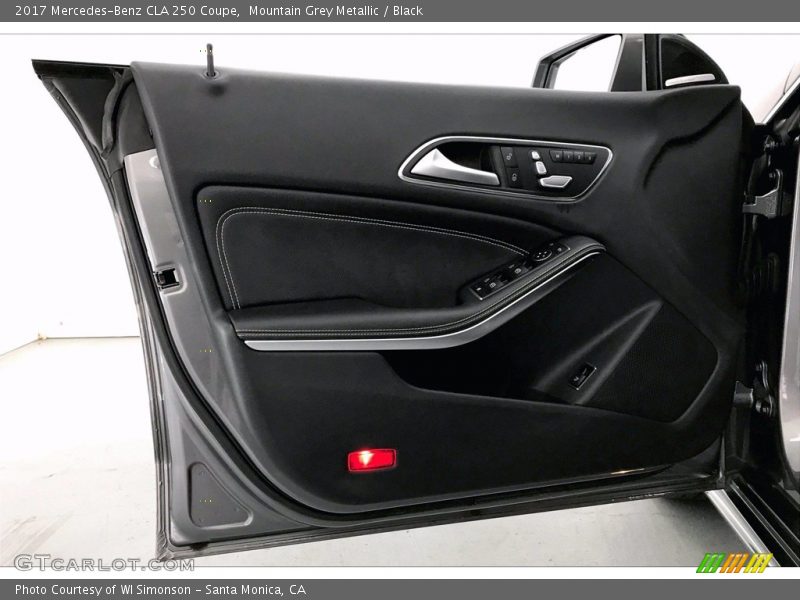 Mountain Grey Metallic / Black 2017 Mercedes-Benz CLA 250 Coupe