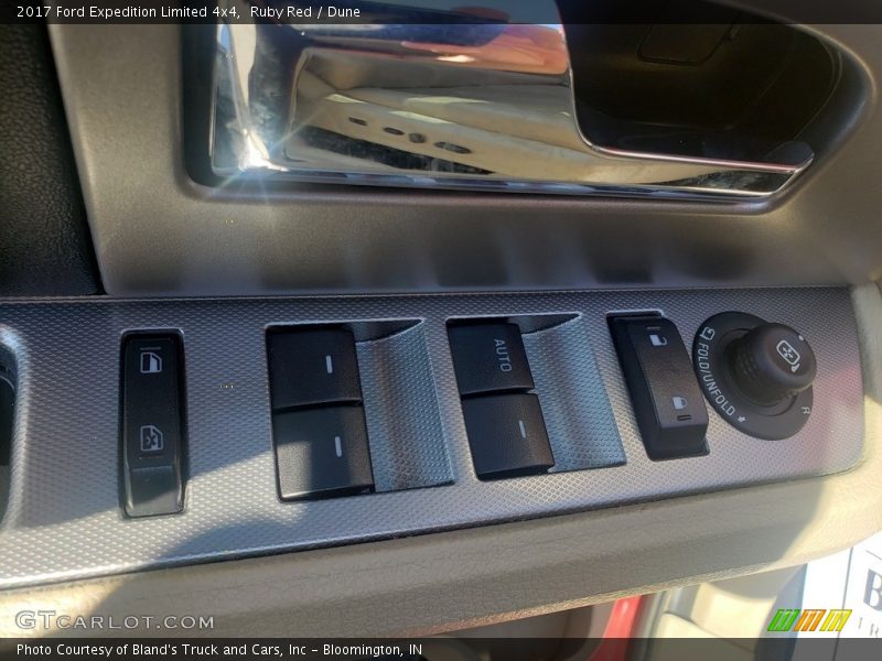 Ruby Red / Dune 2017 Ford Expedition Limited 4x4