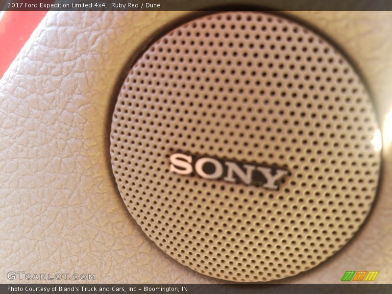 Ruby Red / Dune 2017 Ford Expedition Limited 4x4