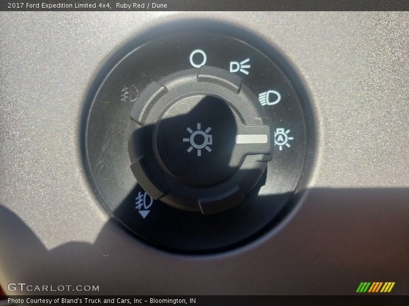 Ruby Red / Dune 2017 Ford Expedition Limited 4x4