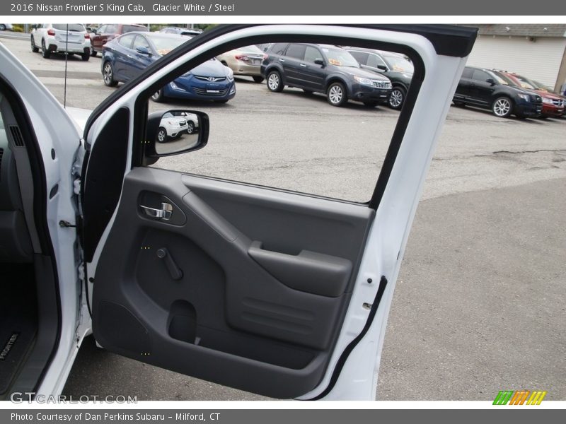 Glacier White / Steel 2016 Nissan Frontier S King Cab