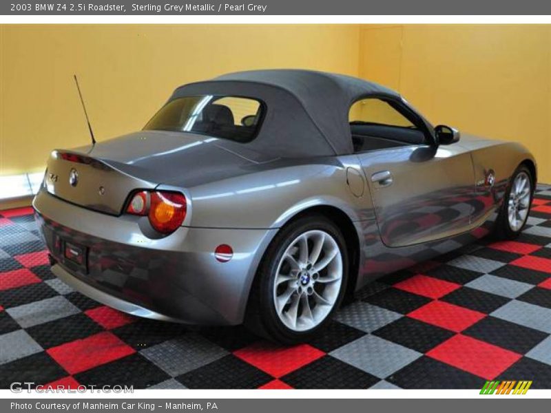 Sterling Grey Metallic / Pearl Grey 2003 BMW Z4 2.5i Roadster