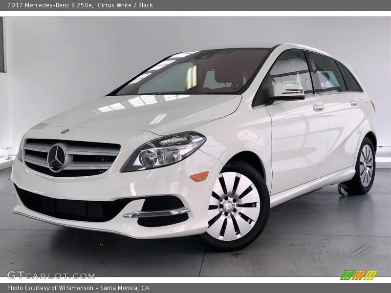 Cirrus White / Black 2017 Mercedes-Benz B 250e