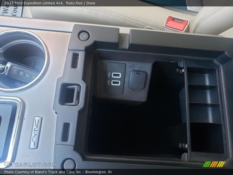 Ruby Red / Dune 2017 Ford Expedition Limited 4x4