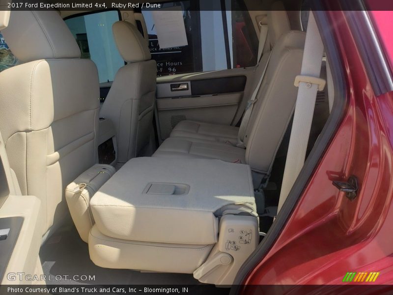 Ruby Red / Dune 2017 Ford Expedition Limited 4x4