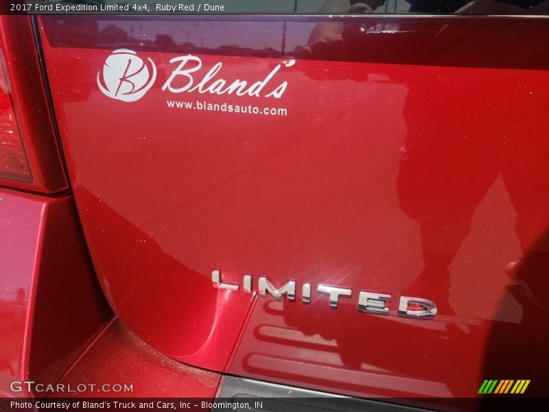 Ruby Red / Dune 2017 Ford Expedition Limited 4x4