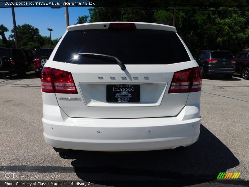 Vice White / Black 2020 Dodge Journey SE Value
