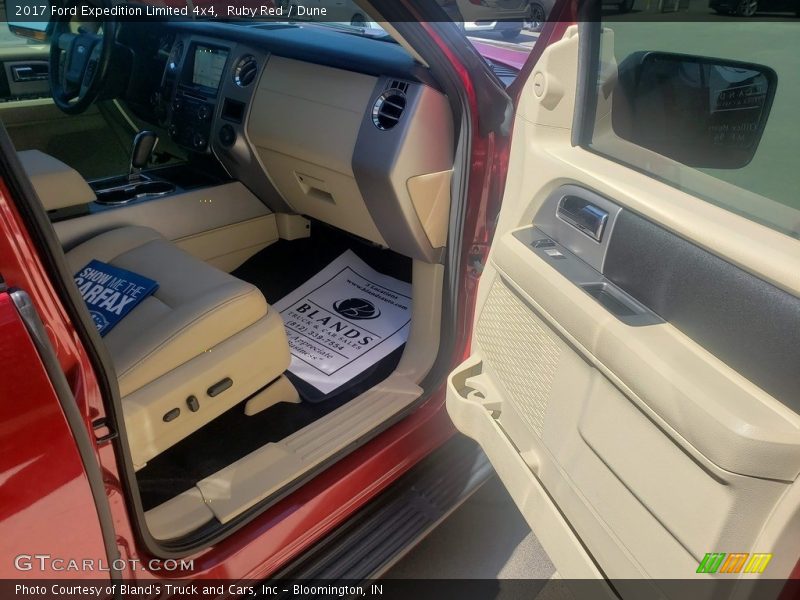 Ruby Red / Dune 2017 Ford Expedition Limited 4x4