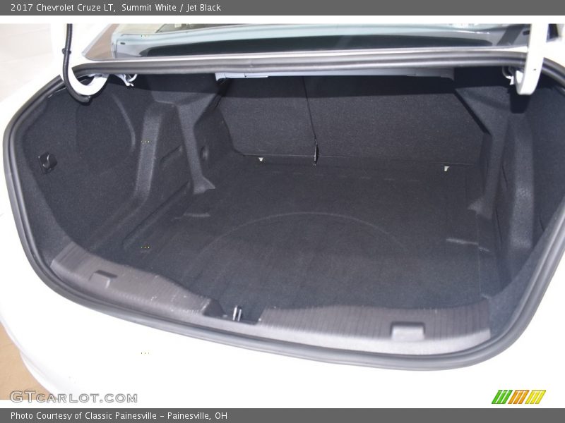 Summit White / Jet Black 2017 Chevrolet Cruze LT