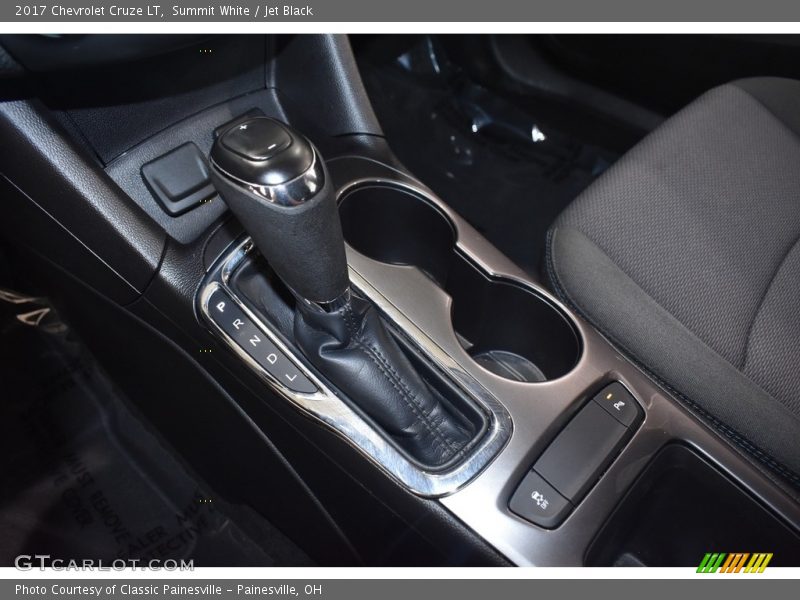 Summit White / Jet Black 2017 Chevrolet Cruze LT