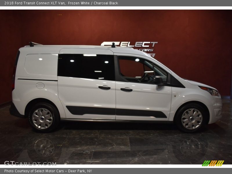 Frozen White / Charcoal Black 2018 Ford Transit Connect XLT Van