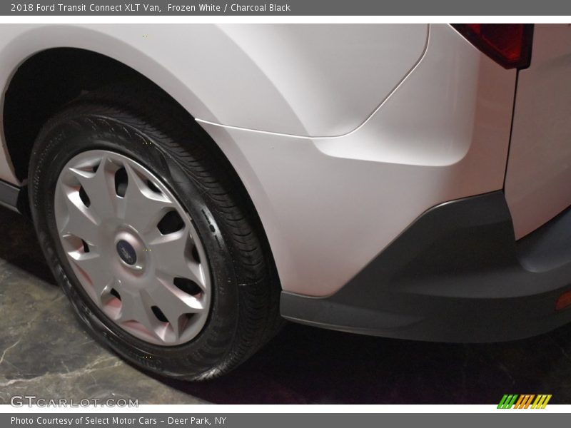 Frozen White / Charcoal Black 2018 Ford Transit Connect XLT Van