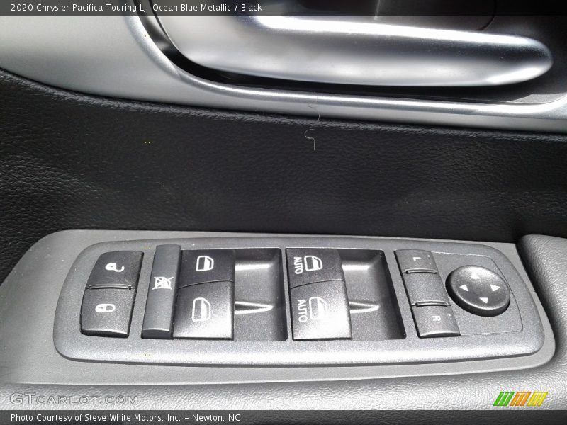 Ocean Blue Metallic / Black 2020 Chrysler Pacifica Touring L