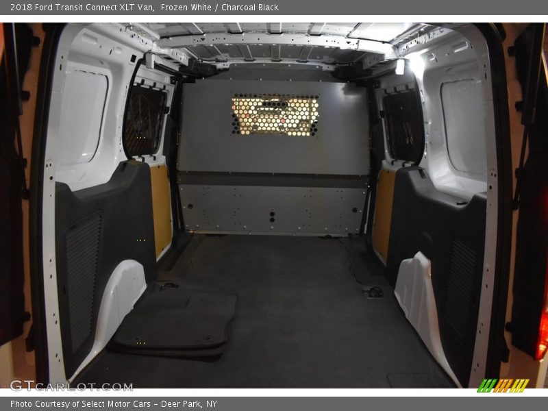 Frozen White / Charcoal Black 2018 Ford Transit Connect XLT Van