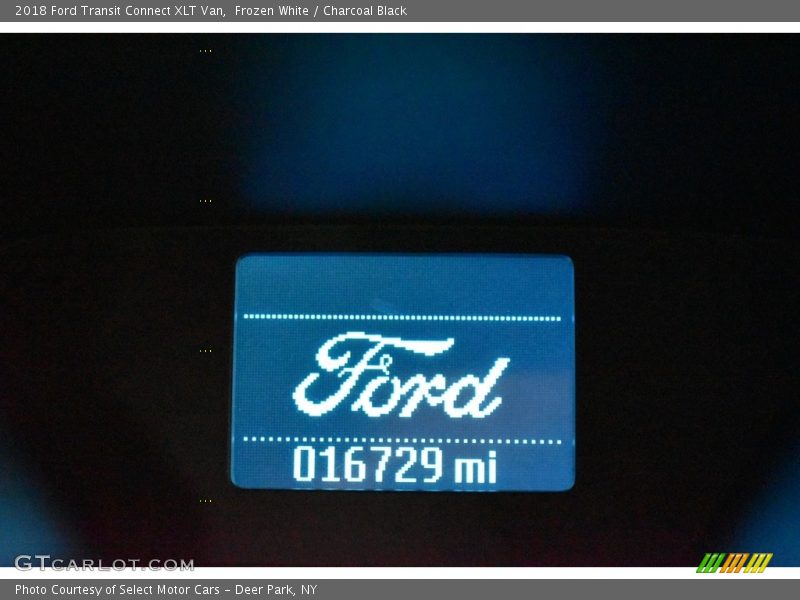 Frozen White / Charcoal Black 2018 Ford Transit Connect XLT Van