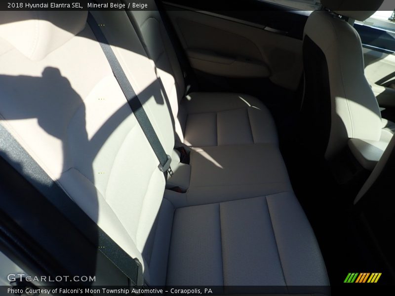 Mineral Beige / Beige 2018 Hyundai Elantra SEL