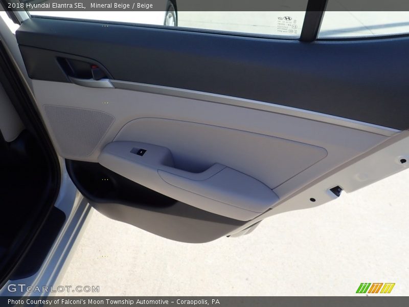 Mineral Beige / Beige 2018 Hyundai Elantra SEL
