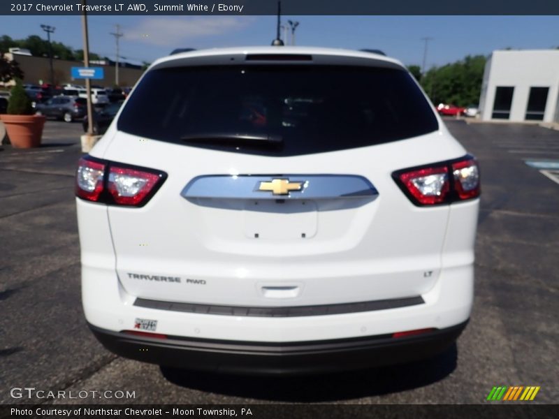 Summit White / Ebony 2017 Chevrolet Traverse LT AWD