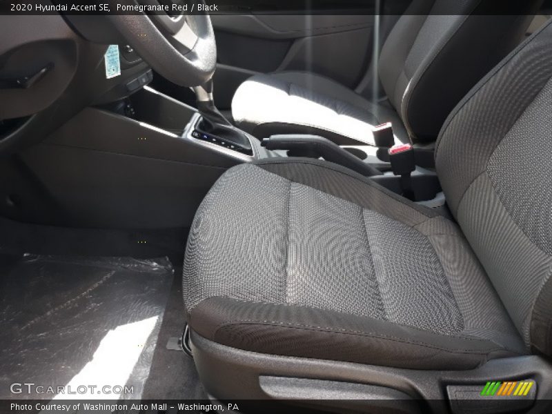 Pomegranate Red / Black 2020 Hyundai Accent SE