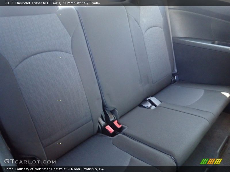 Summit White / Ebony 2017 Chevrolet Traverse LT AWD