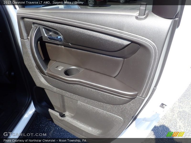 Summit White / Ebony 2017 Chevrolet Traverse LT AWD