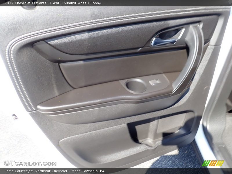Summit White / Ebony 2017 Chevrolet Traverse LT AWD