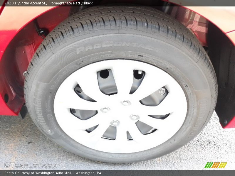 Pomegranate Red / Black 2020 Hyundai Accent SE