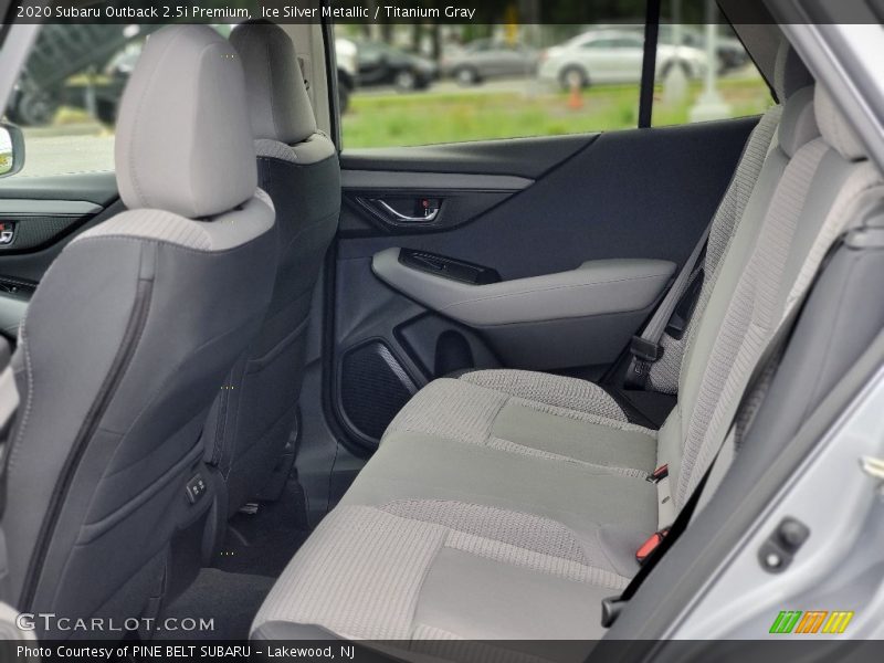 Ice Silver Metallic / Titanium Gray 2020 Subaru Outback 2.5i Premium