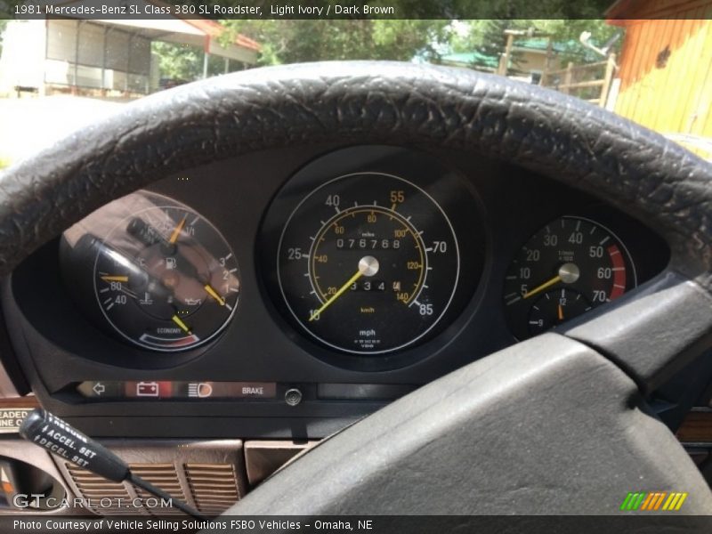  1981 SL Class 380 SL Roadster 380 SL Roadster Gauges