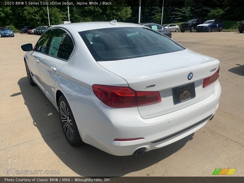 Alpine White / Black 2020 BMW 5 Series 530i xDrive Sedan