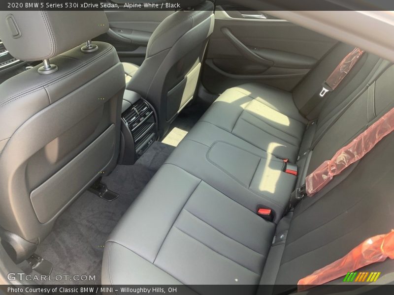 Alpine White / Black 2020 BMW 5 Series 530i xDrive Sedan