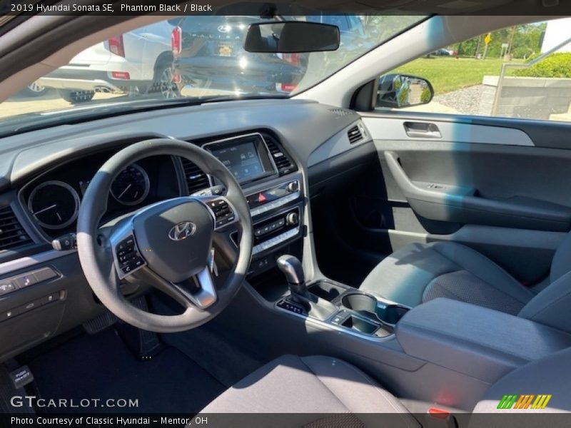 Phantom Black / Black 2019 Hyundai Sonata SE