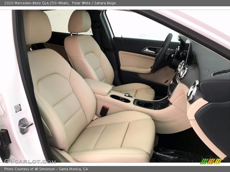 Polar White / Sahara Beige 2020 Mercedes-Benz GLA 250 4Matic