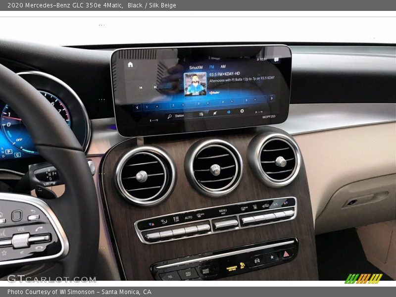 Black / Silk Beige 2020 Mercedes-Benz GLC 350e 4Matic
